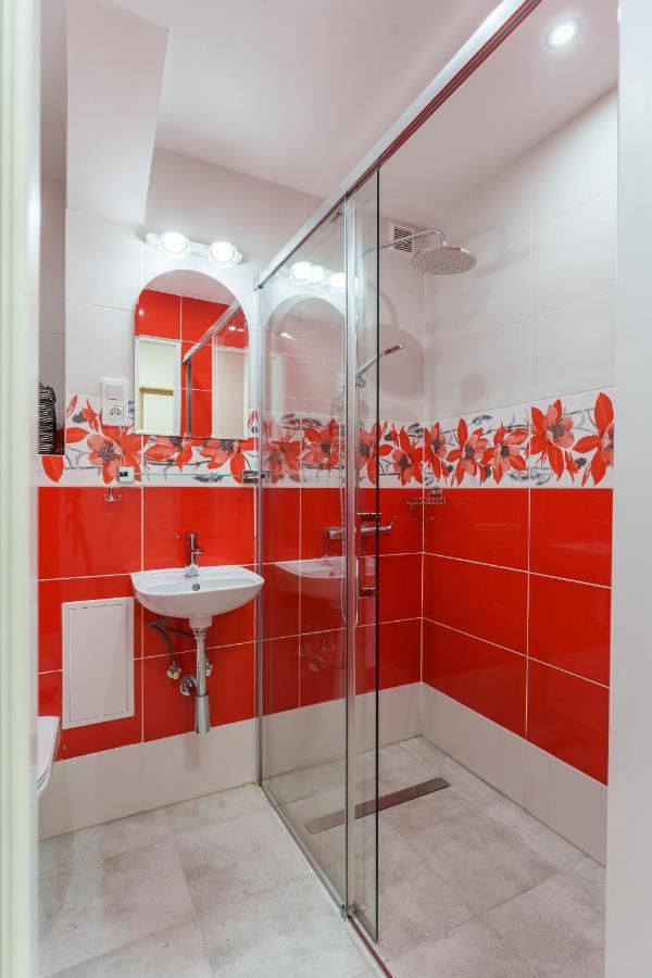 Apartament Pod Swierkiem - Pet Friendly - 2 Osobne Pokoje Dla Max 5 Osob - Space Apart Jelenia Gora Exterior photo