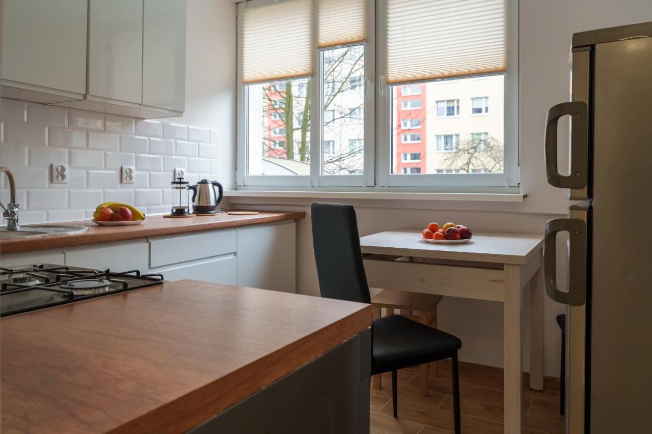 Apartament Pod Swierkiem - Pet Friendly - 2 Osobne Pokoje Dla Max 5 Osob - Space Apart Jelenia Gora Exterior photo